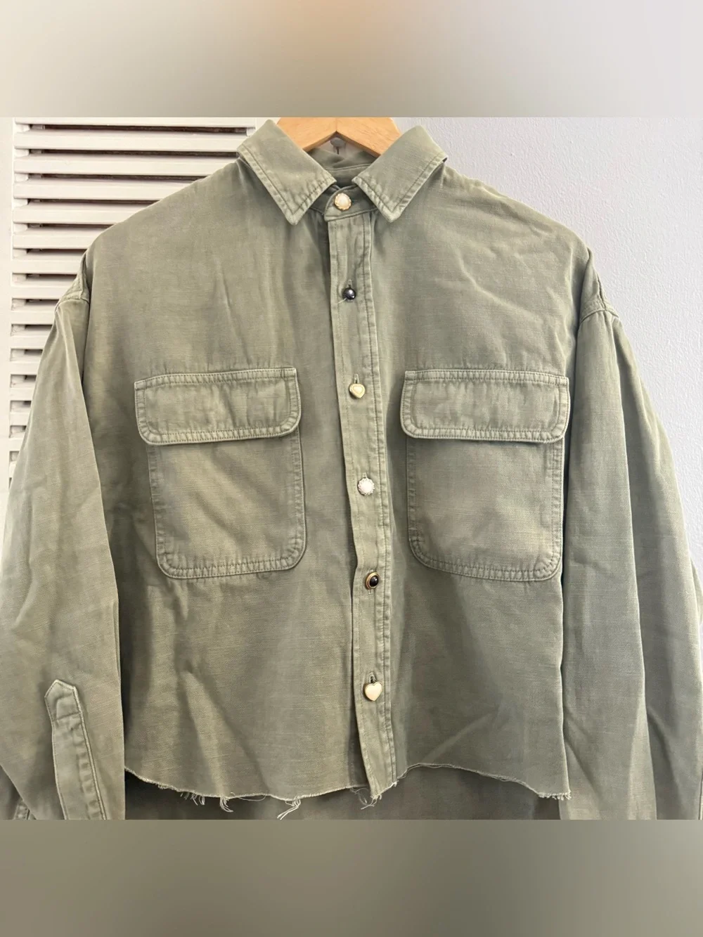 AMO Olive Green Cropped Oversized Style Cotton Linen Button-Up Shirt - Picture 3 of 12